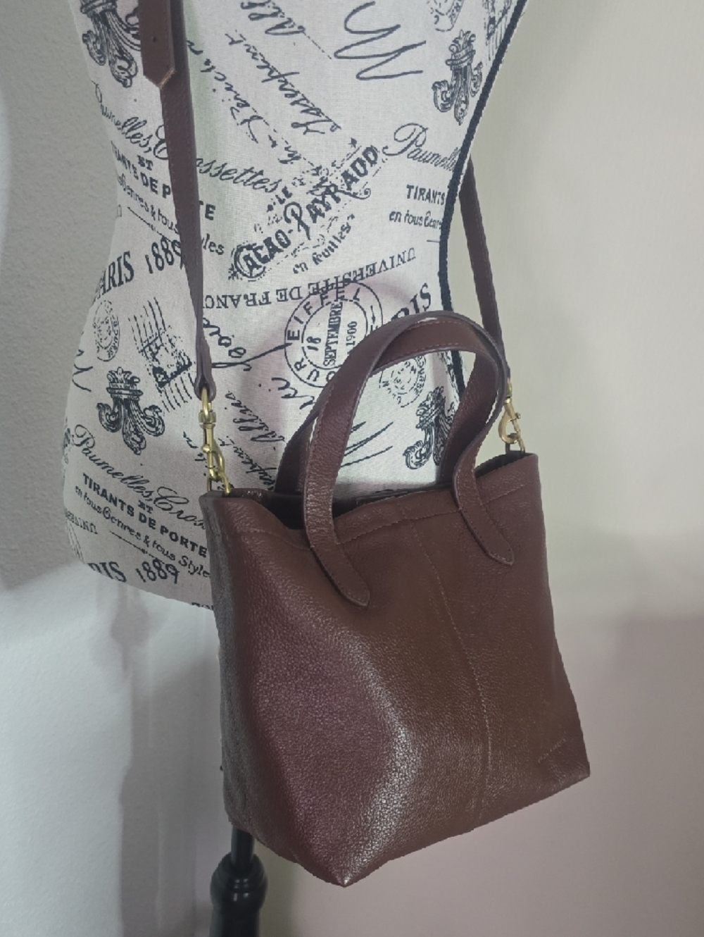 Lucky Brand Dark Brown & Gold Hardware 100% Leather Small Crossbody Bag (EUC)✨️ - Picture 2 of 13